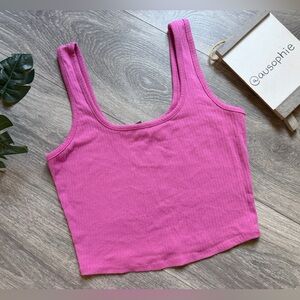 Tilly's Pink Ribbed Cropped Tank Top. Size M